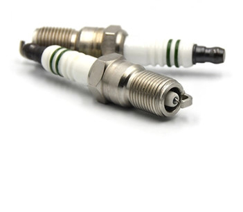 kaufen Ersetzen ursprüngliche Platin-Zündkerze des Iridium-Q6RTIP-13 Meister S10YCC FAW MAZDA Auto-NGK BP6EFS Bosch H6DC Autolite 103 Online-Herstellung