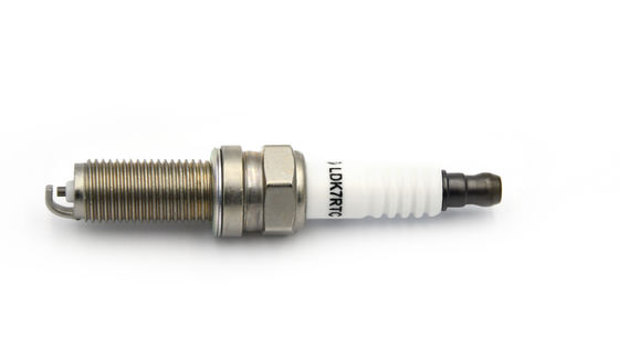 Automobil-Zündungs-ursprüngliche Iridium-Platin-Zündkerze-Fackel LD7RTIP für NGK ILKAR7B11/SILZKAR7B/ILK